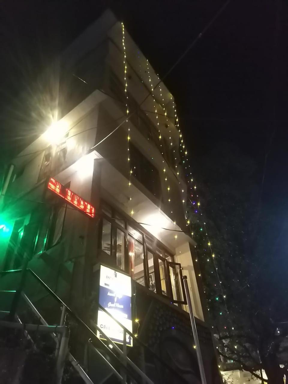 Hotel Antarctica &Pine N Dine Blues Cafe Manāli エクステリア 写真